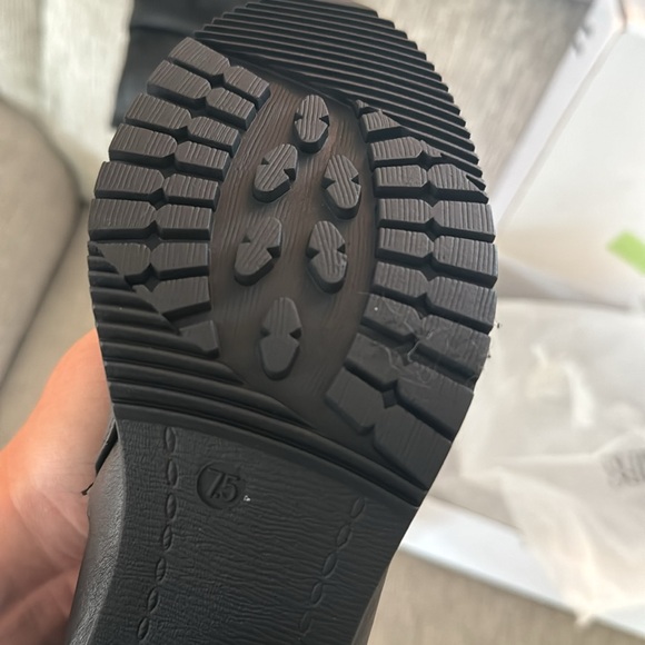 Super cute- Dream Pairs knee high boots. BRAND NEW IN BOX - Picture 6 of 7